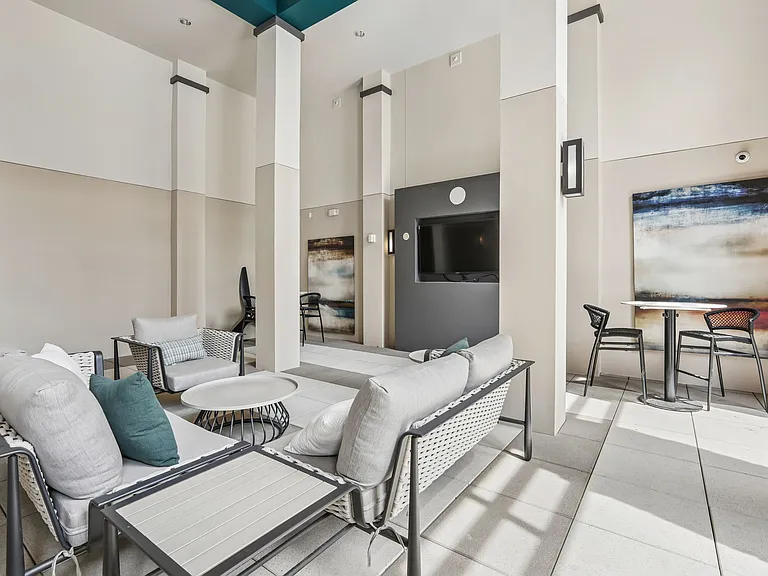 Allure at Southpark — Photo 45