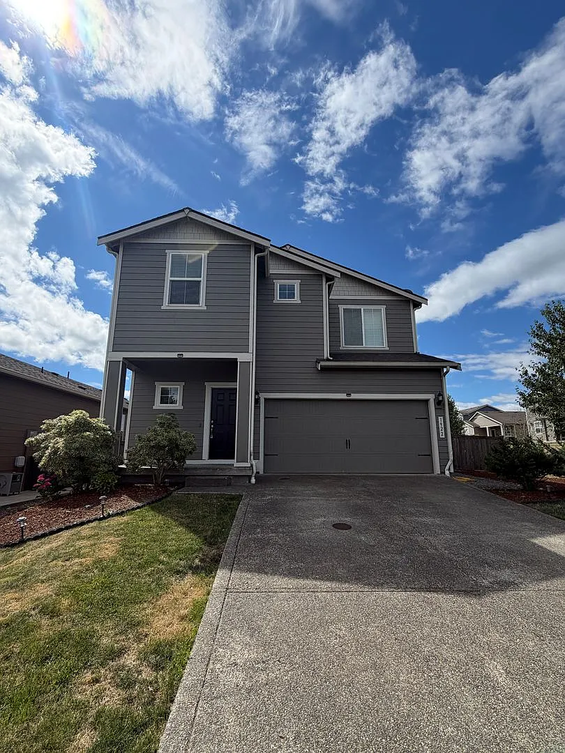 1922 193rd St. E Spanaway, WA 98387 — Photo 1