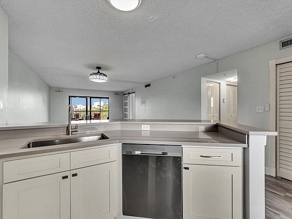 4th image of 2112 S Cypress Bend Drive #508