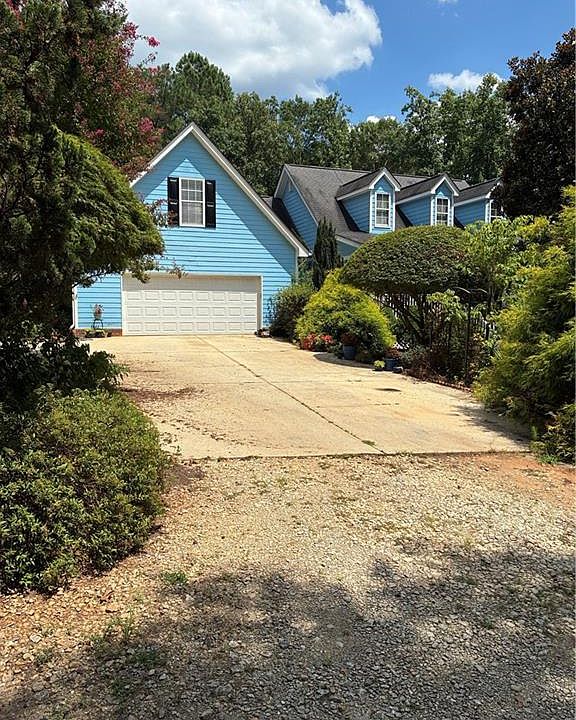 1st image of 1555 Maple Ridge Dr #B