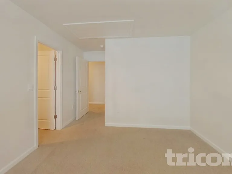 324 Sandbach Rd — Photo 13
