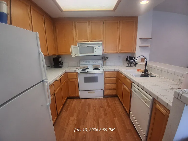 Baywood Way — Photo 38