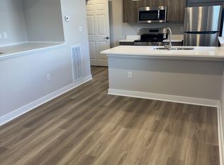1111 N Thompson St #106, Richmond, VA 23230