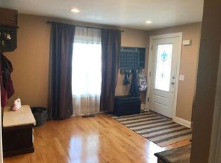 221 W Main St, Plantsville, CT 06479