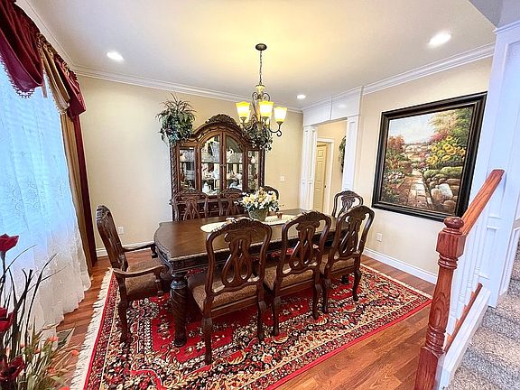 Formal dining room