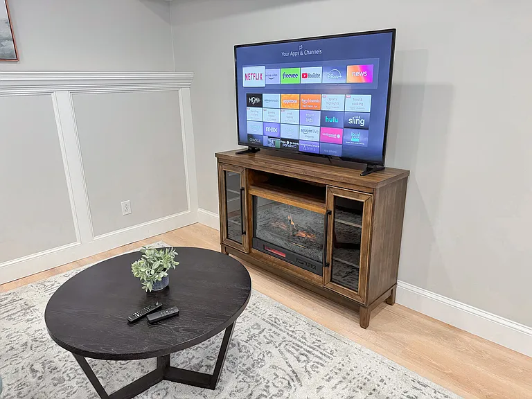 Lenox Park Dr — Photo 15