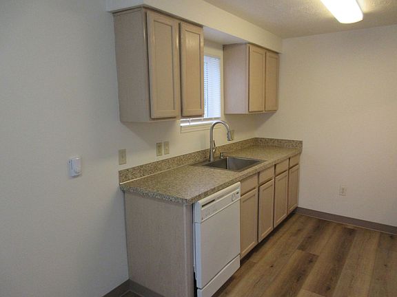 4th image of 835 Piedmont Ave NW APT 1