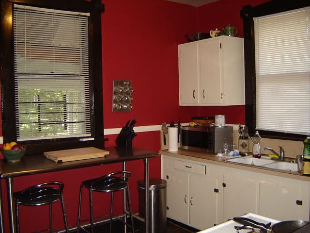 2nd image of 2041 Walker Ave