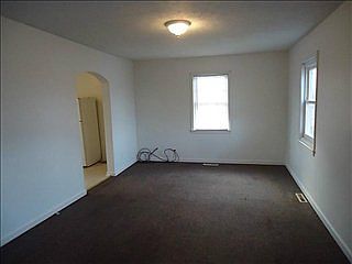 3rd image of 1701 McKinley Ave