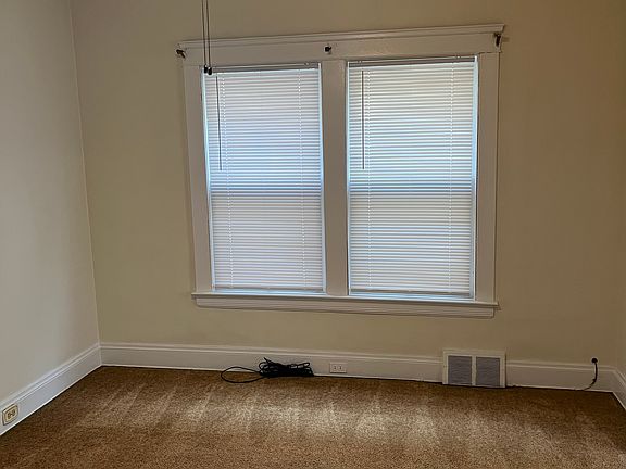 5th image of 15346 Yorick Ave #4