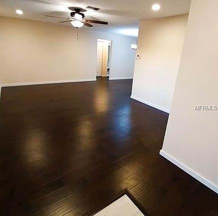 5th image of 2042 Lake View Blvd