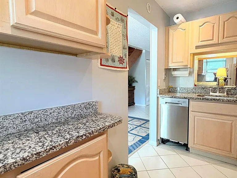 4235 N Highway A1A #14 — Photo 9