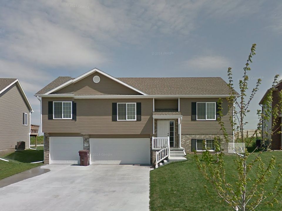 1st image of 6906 Chandon Dr