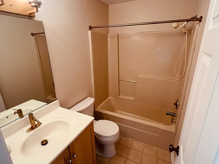 33955 Middleton Cir — Photo 6