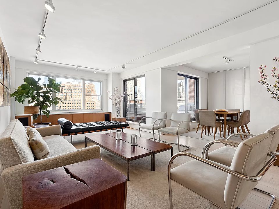 1st image of 14 Horatio St #17FG