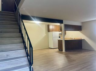 588 Hartnell Ave APT 2, Redding, CA 96002