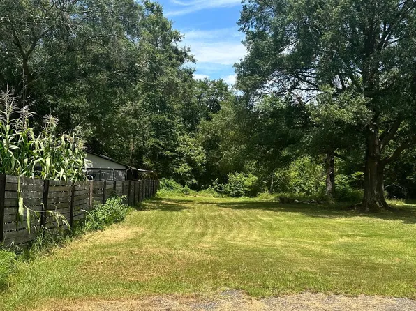16227 Livingston Rd, Accokeek, MD 20607