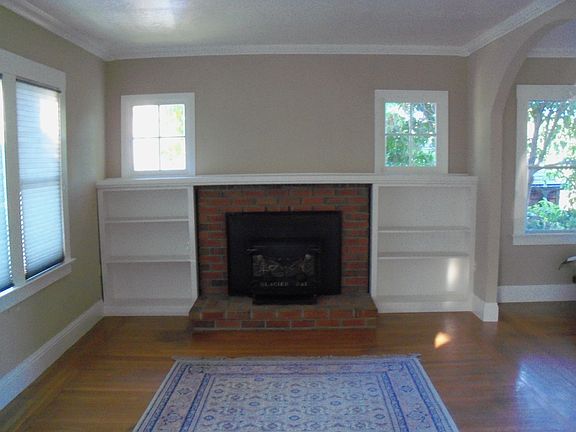 2nd image of 172 Alexander Ave
