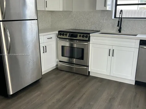 (undisclosed Address), Miami, FL 33165