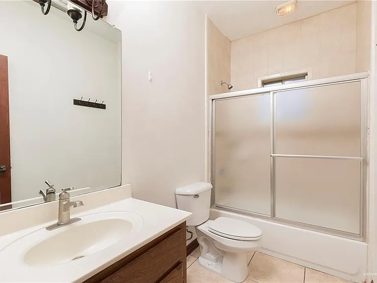 1213 Rhett Dr — Photo 15