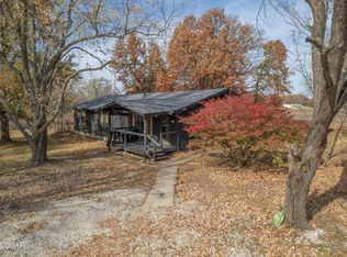 363 Old Cemetery Rd, Granby, MO 64844