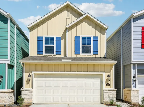 633 Sand Dollar Dr, Kemah, TX 77565