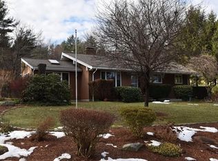 4 Johnnel St, Paxton, MA 01612