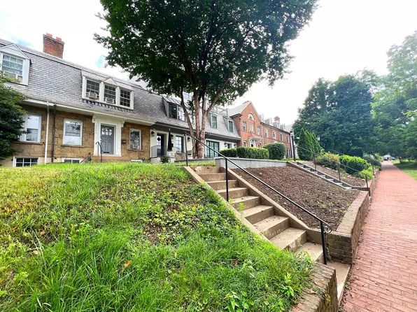 3725 Reservoir Rd NW, Washington, DC 20007