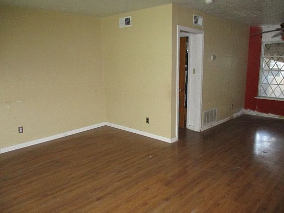 4th image of 1502 NW 19th St