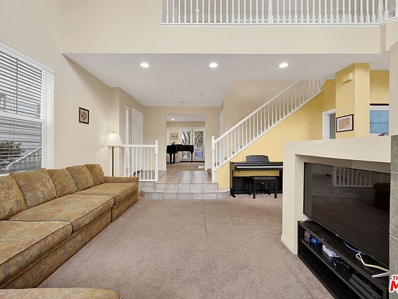 3rd image of 5308 Ballona Ln