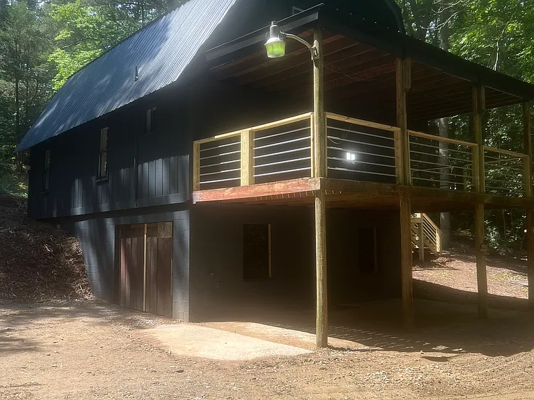 Holly Hill Dr — Photo 3