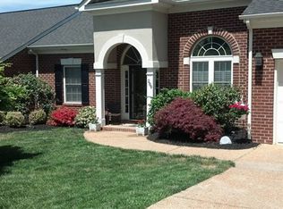 289 Blue Stone Hill Dr, Harrisonburg, VA