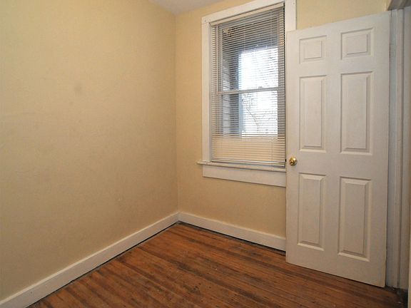 4th image of 500 Yates St #2