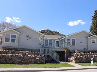 1336 Mountain View Blvd, Rawlins, WY 82301