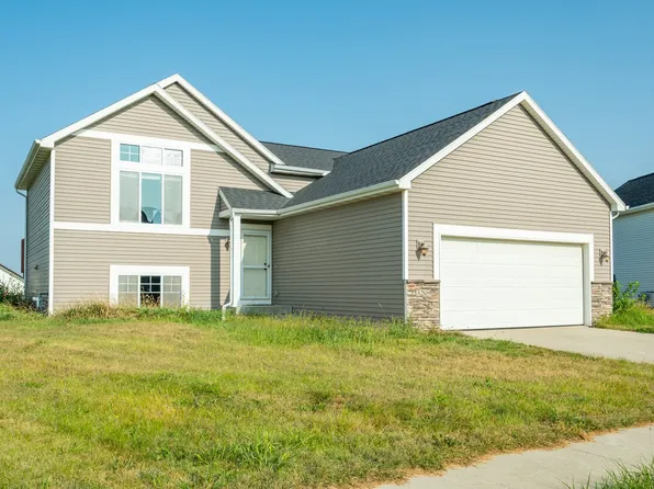 3209 Birch St SW, Bondurant, IA 50035