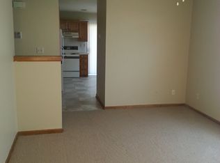 515 Sky Vue Dr APT D, Raymore, MO 64083