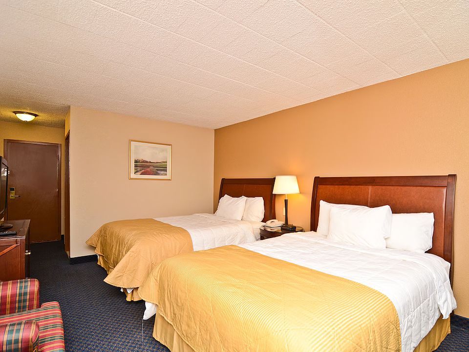 Double Queen Room
