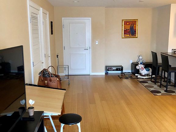 2nd image of 16 Miner St