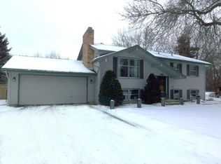 2209 74th Ct N, Brooklyn Park, MN 55444