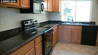 4th image of 19 Quail Hill Ln