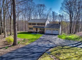 92 Valeview Rd, Wilton, CT 06897