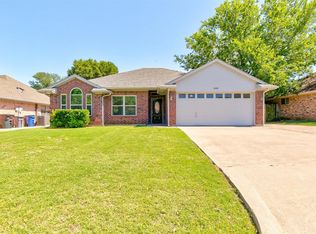 1509 Berry Patch Ln, Granbury, TX 76048
