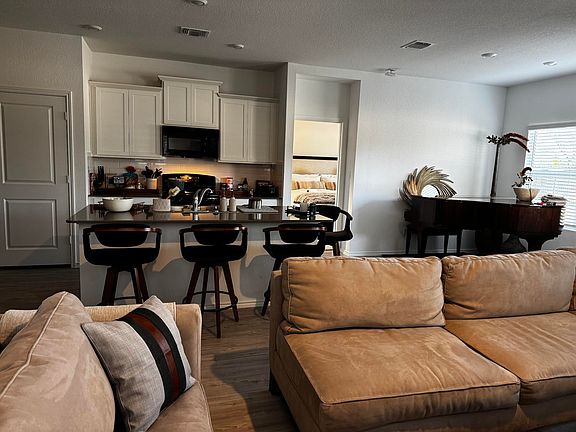 Shared living and eat in kitchen