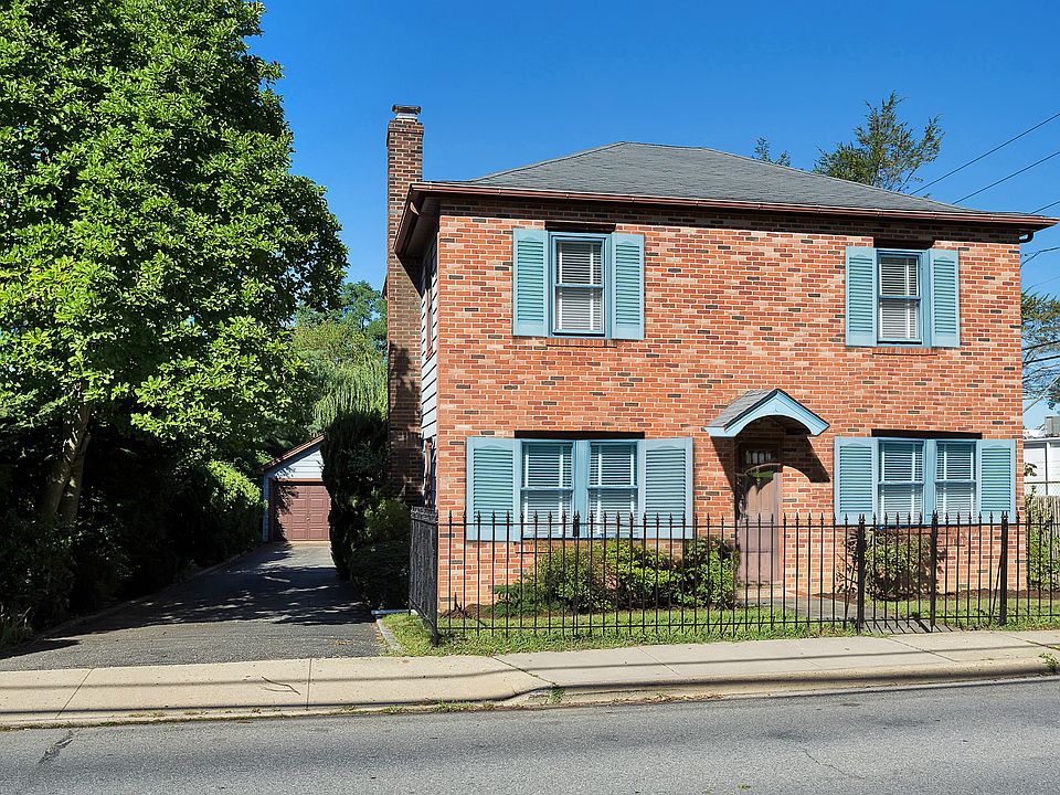 1st image of 8 Perry Ave