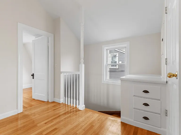 1086-1088 Main St #2 — Photo 13