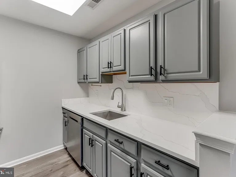 361 Tavistock — Photo 6