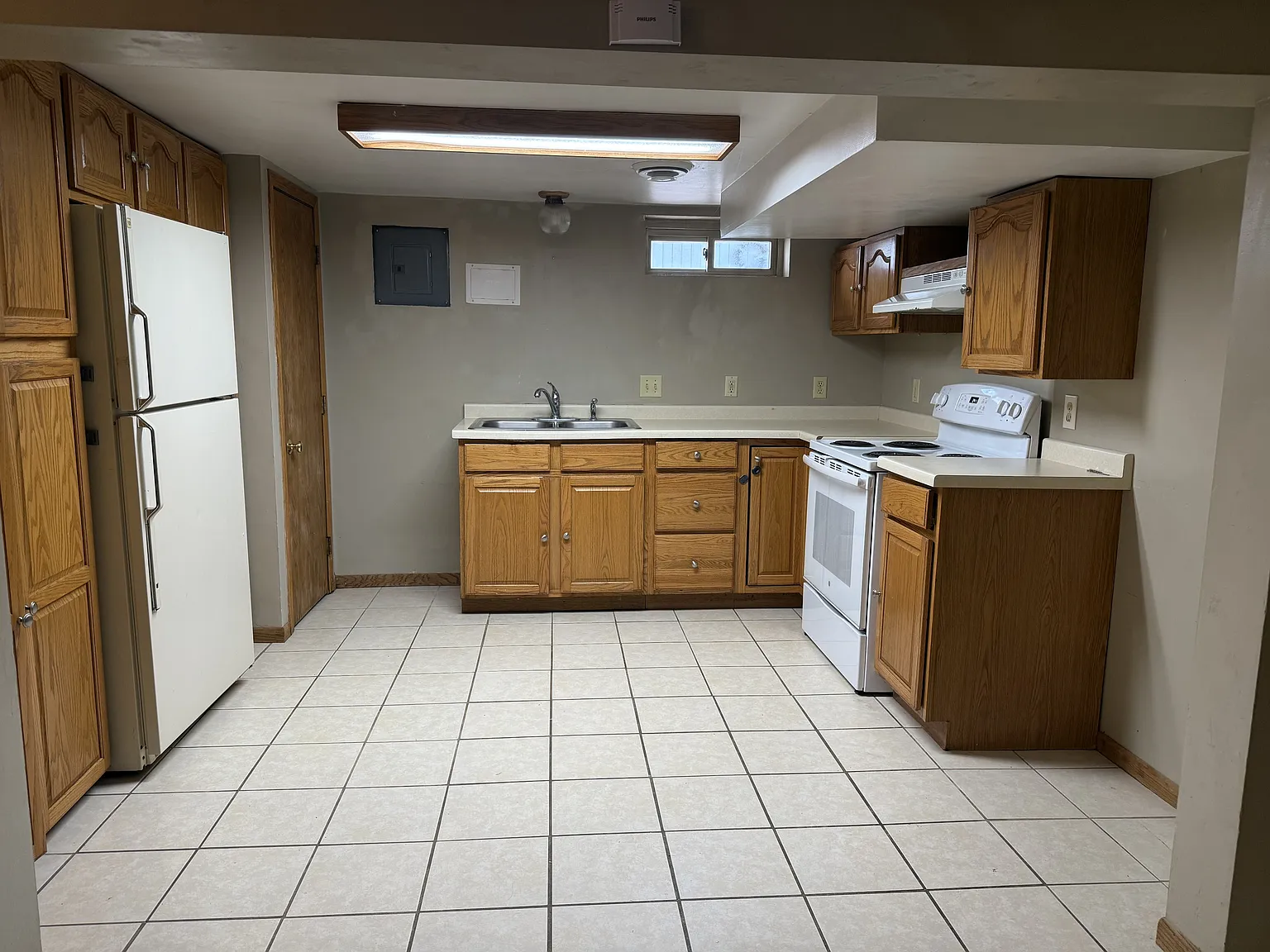 1036 Center Street - B — Photo 2