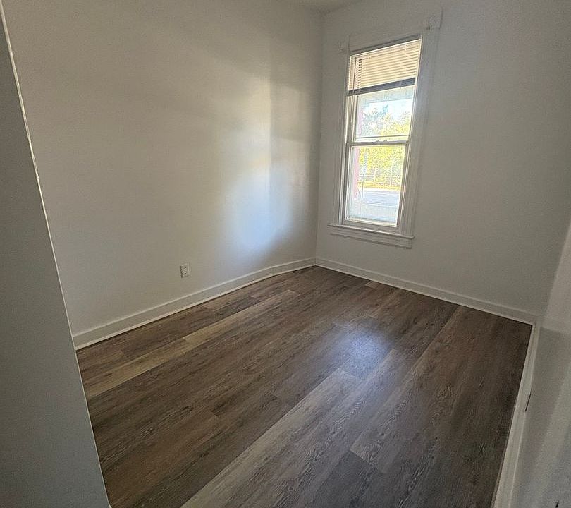 1st image of 315 W Cross St #2157