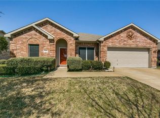 212 Patriot Pkwy, Forney, TX 75126