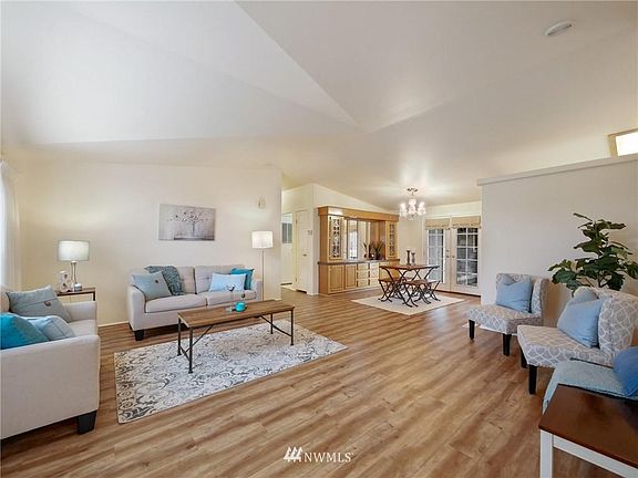 4th image of 5243 Bald Eagle Ln SW